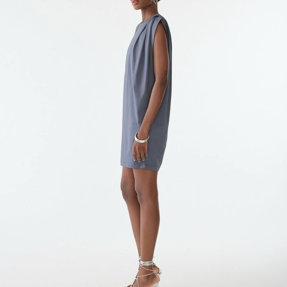 GSTQ T-Shirt Dress Slate Gray with Crew Neck for Cocktail - Picture 4 of 6